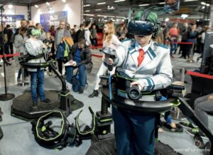 Read more about the article Bieżnia VR- platforma VR wynajem