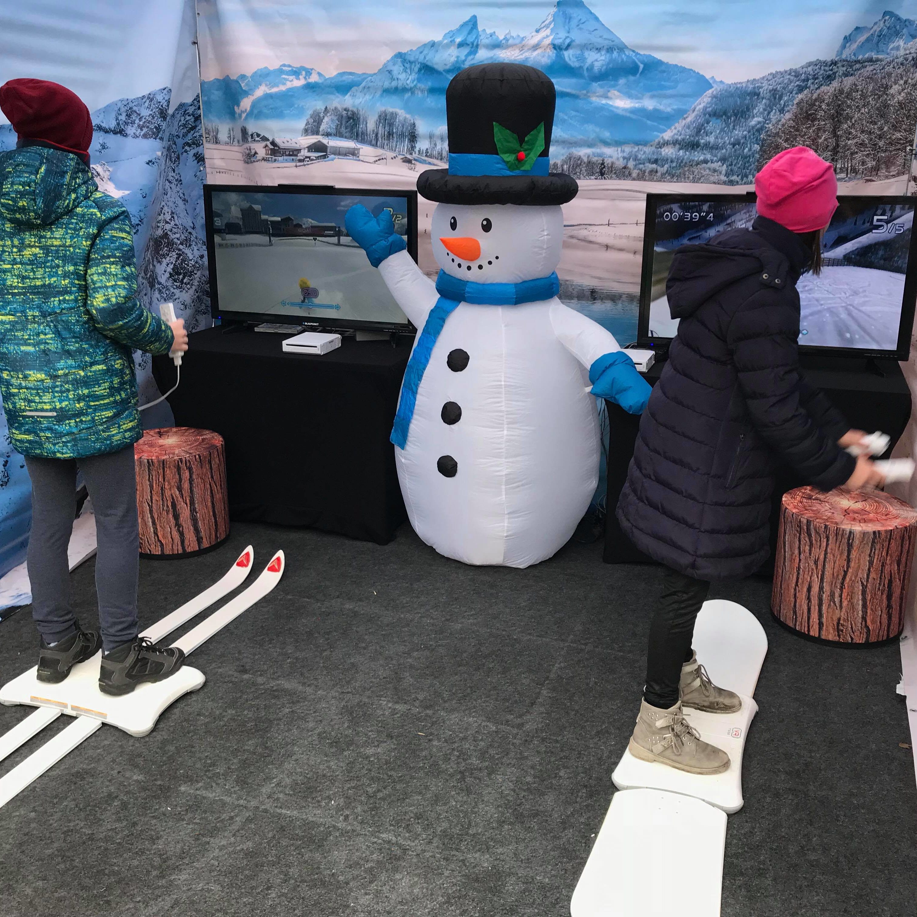 Symulator nart i snowboardu do wynajęcia Symulator nart i snowboardu do wynajęcia