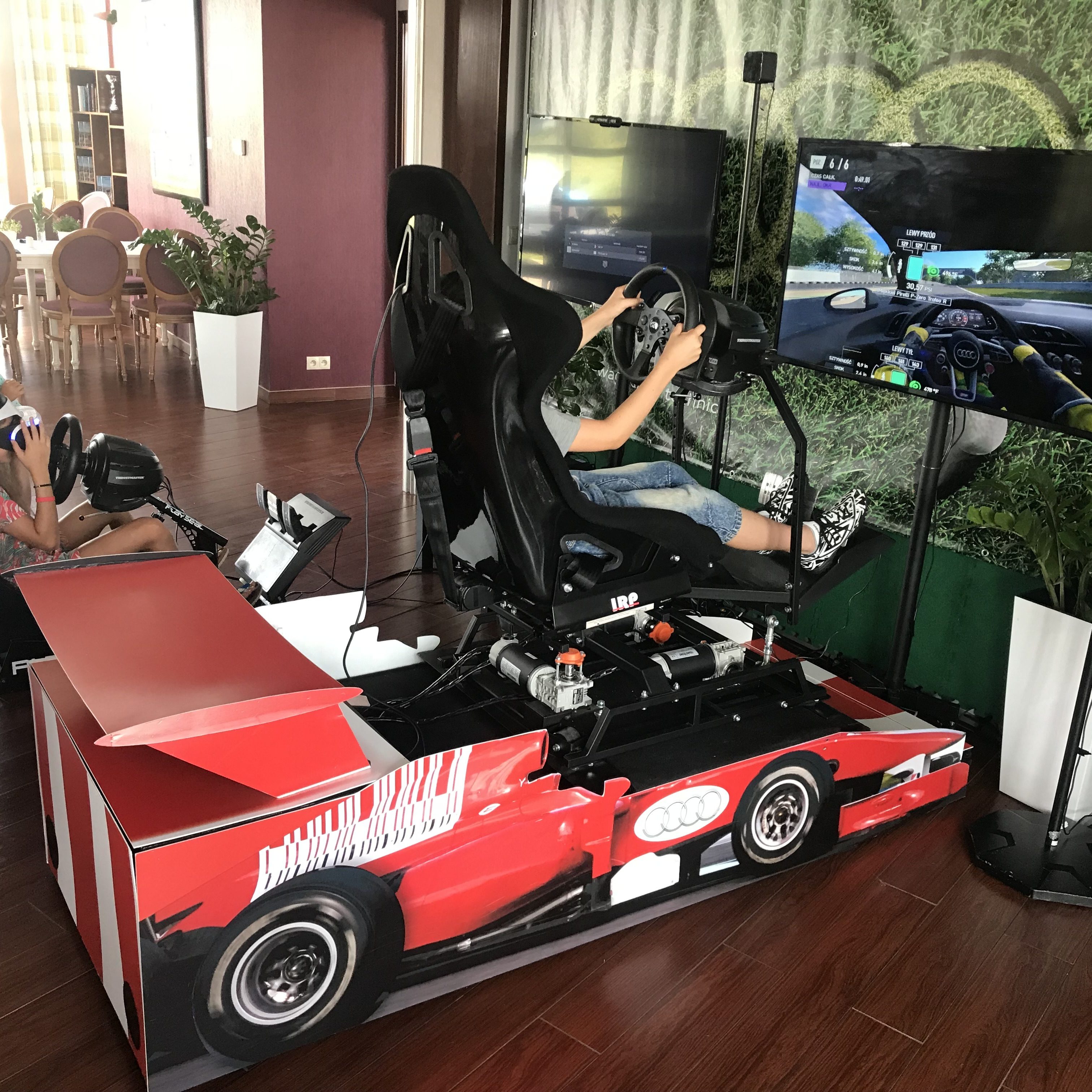 Symulator rajdowy VR 3dof wynajem Symulator rajdowy VR 3dof wynajem