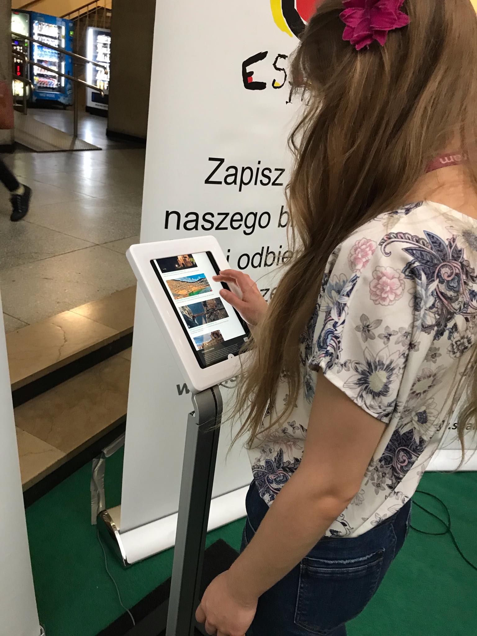 You are currently viewing Infokiosk- wynajem na&nbsp;targi, konferencje, event