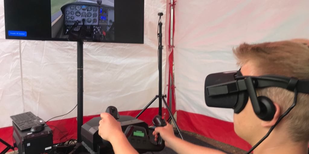 Symulator lotu VR wynajem Symulator lotu VR wynajem