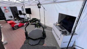 Read more about the article Symulator rajdowy, lotu, bieżnia VR na&nbsp;imprezę plenerową