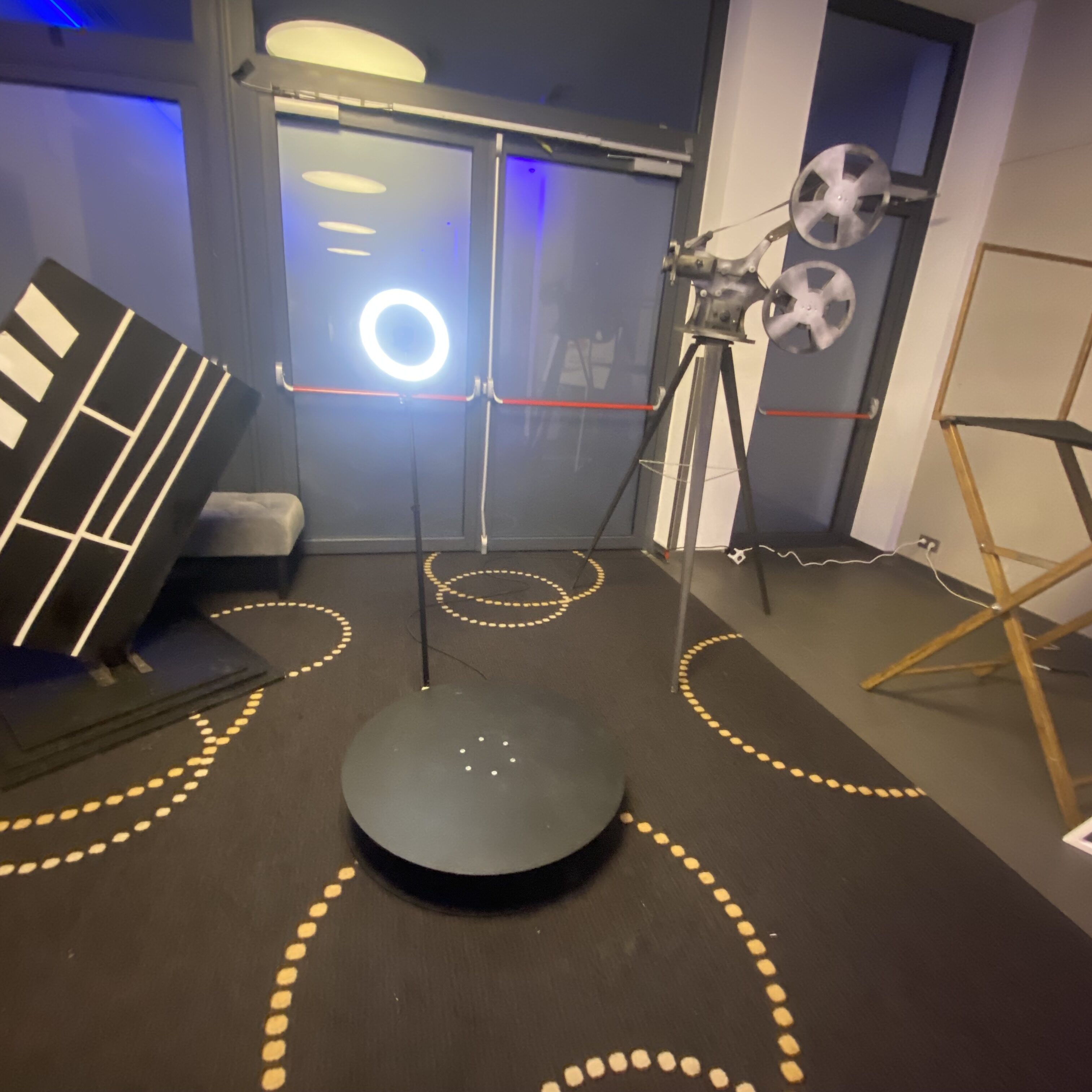 Fotobudka 360 do wynajęcia na event Fotobudka 360 do wynajęcia na event