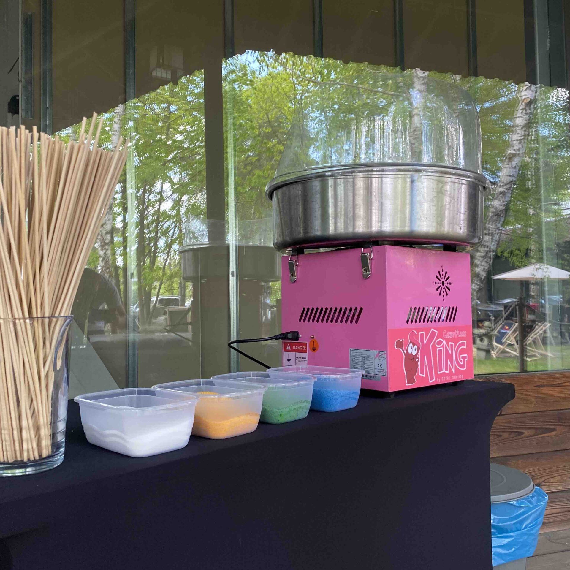 Wata cukrowa, popcorn i nachosy na imprezę