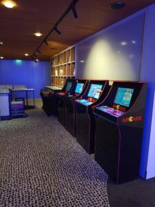 Automat arcade wynajem do biura