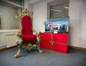Tron Mikołaja VR do wynajęcia. Atrakcje na wigilię firmową