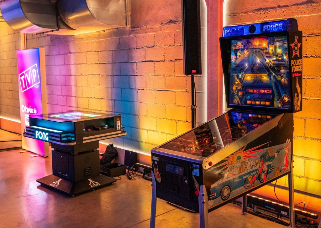 Retro pinball na wynajem